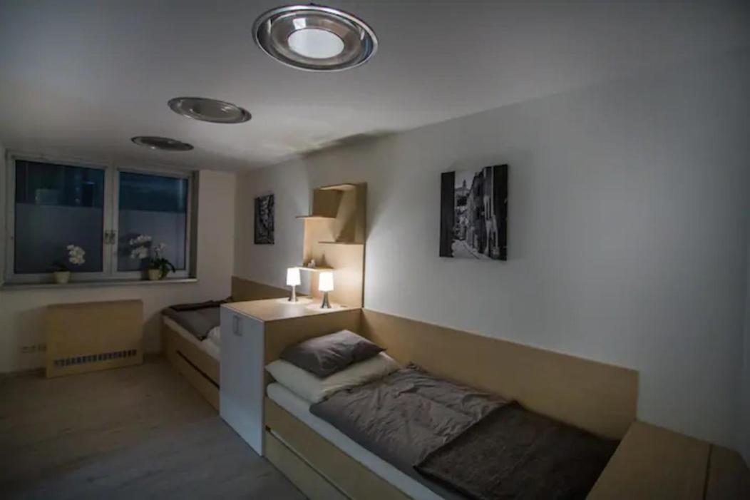 Apartmán 22Nd Uprising Square Bratislava Exteriér fotografie