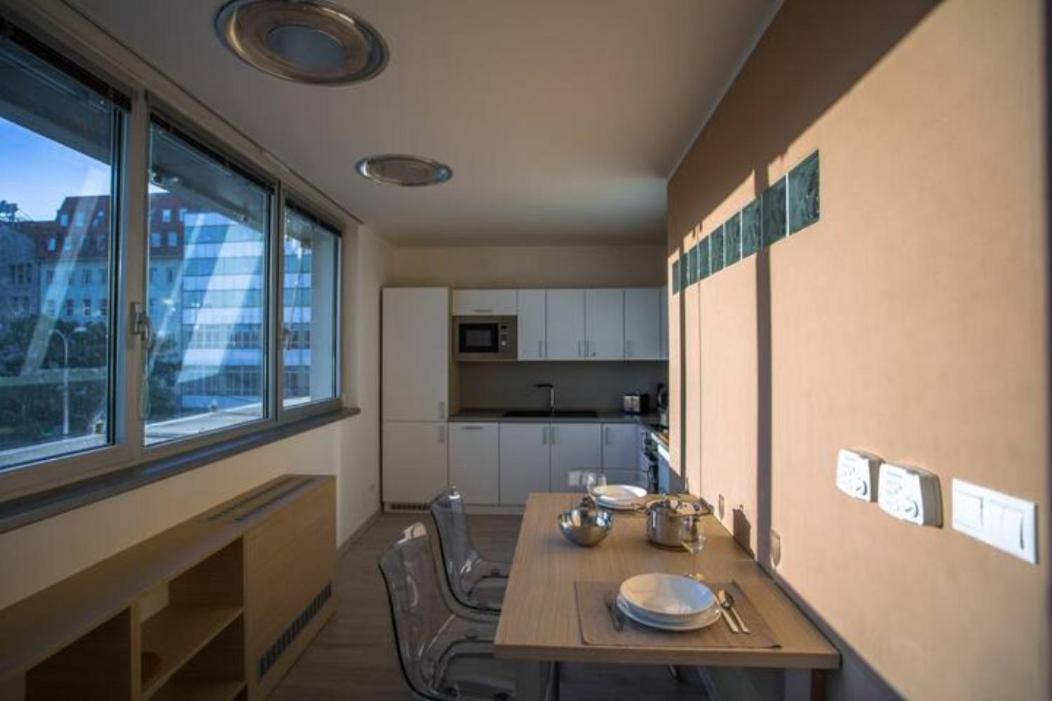 Apartmán 22Nd Uprising Square Bratislava Exteriér fotografie
