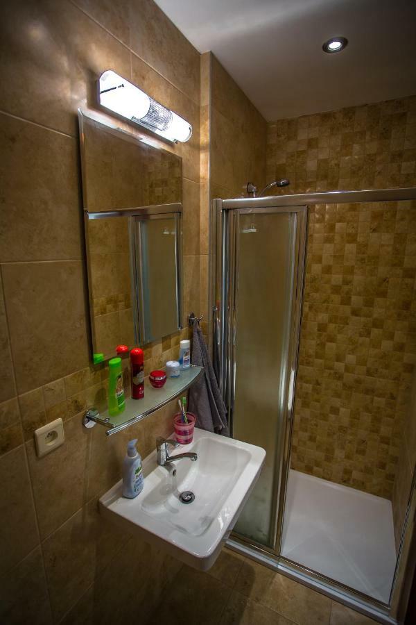 Apartmán 22Nd Uprising Square Bratislava Exteriér fotografie