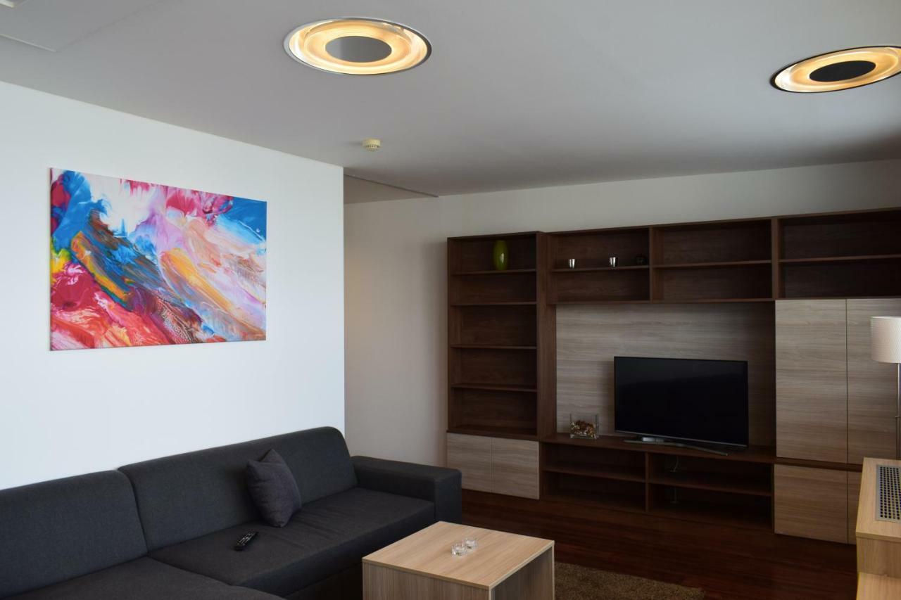 Apartmán 22Nd Uprising Square Bratislava Exteriér fotografie