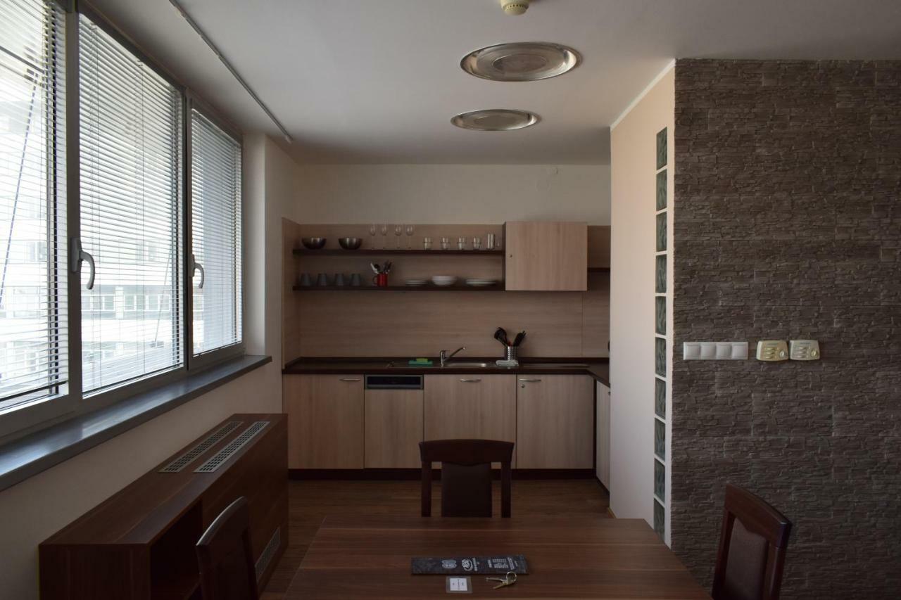 Apartmán 22Nd Uprising Square Bratislava Exteriér fotografie